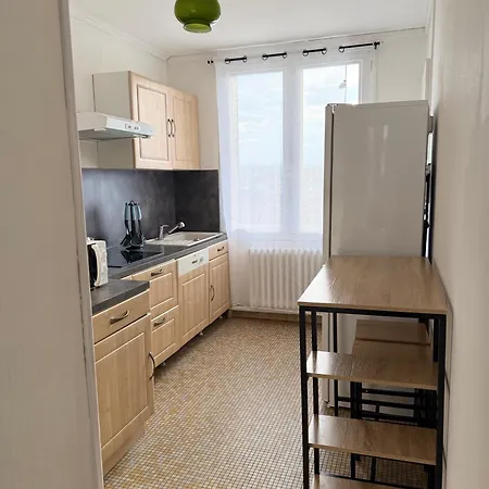 Chambres Et Appartement Au Centre De Montlucon