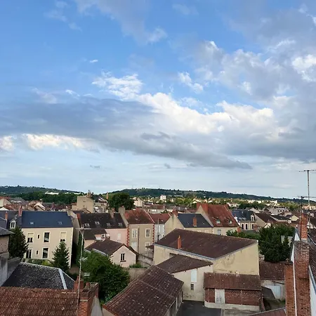 Chambres Et Appartement Au Centre De Montlucon Montluçon