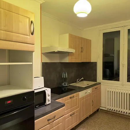 Spacieux Au Centre-ville Апартаменты Монлюсон