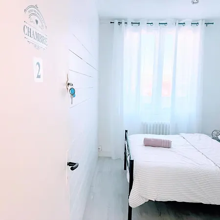 Chambres Et Appartement Au Centre De Montlucon * Montluçon
