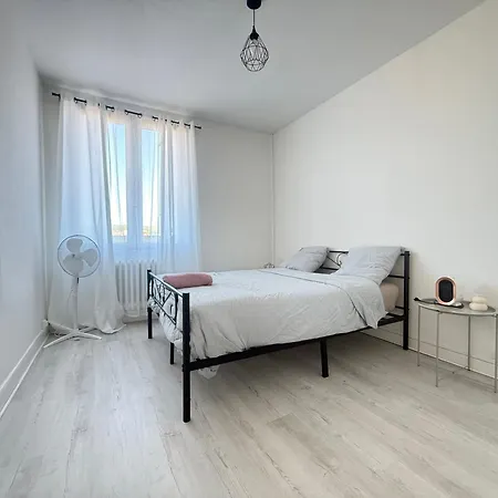 Апартаменты Spacieux Au Centre-ville
